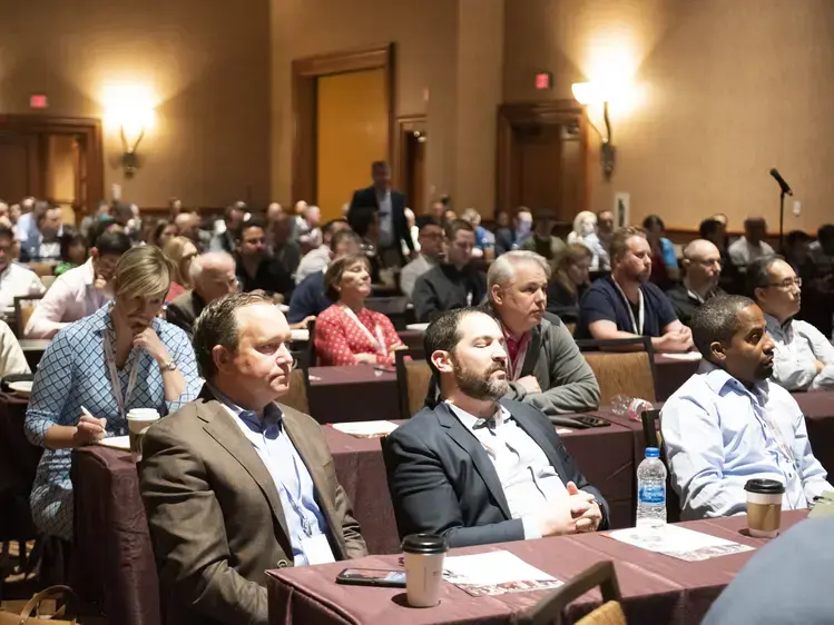Crowd at the 2022 Dr Mikes Breakout Session