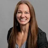 Photo of Brooke Elliott